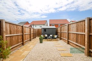 Photo 25- click for photo gallery